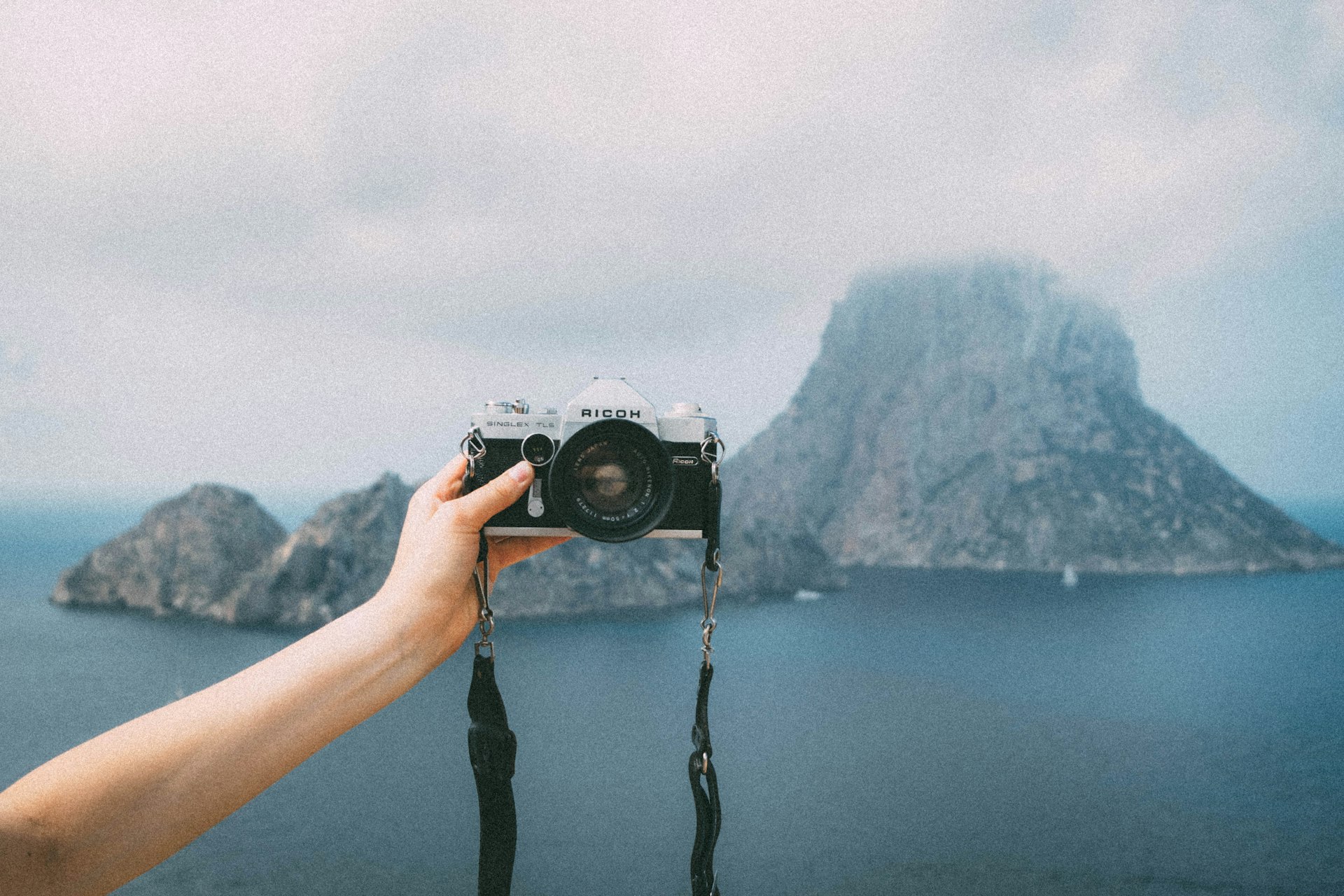 Unlocking the Power of Travel Vlogging and Content Creation: Impact, Storytelling, and Industry Opportunities